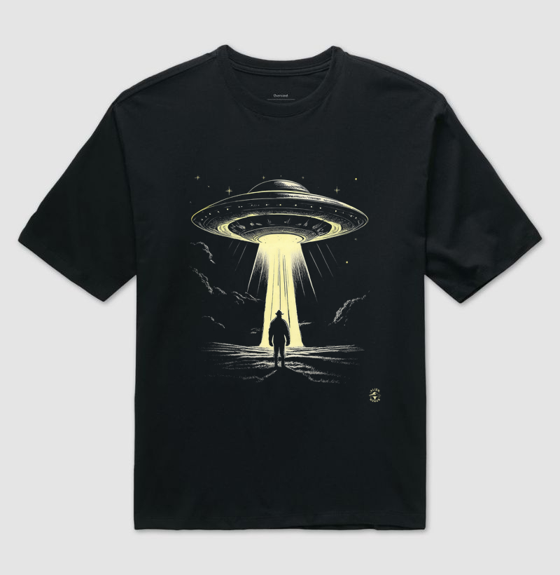 Camiseta Oversized Abdução