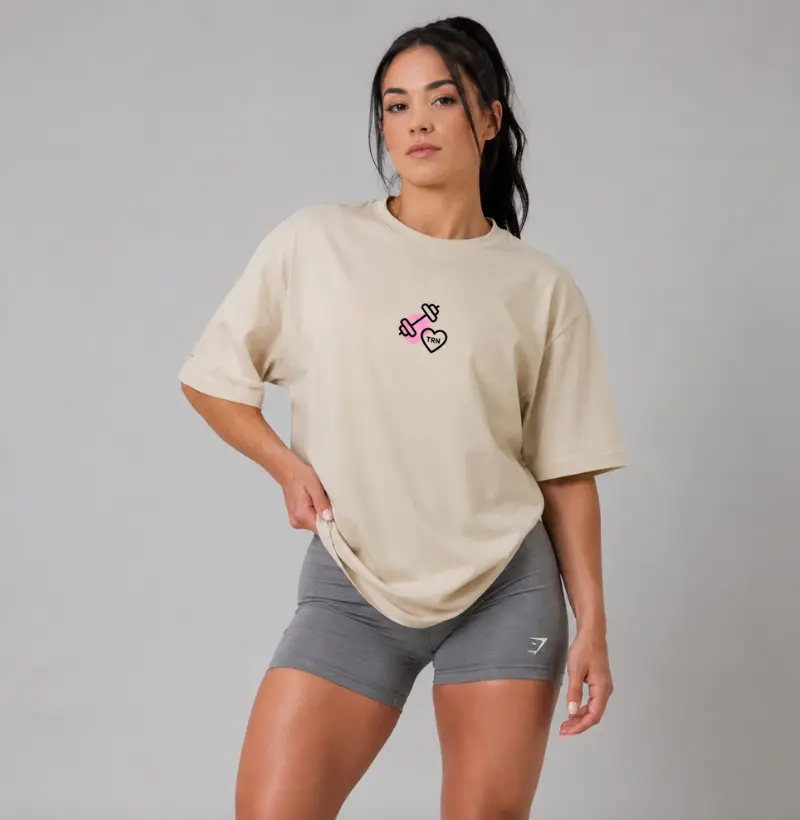 Camiseta Oversized Amor pelo TRENO – TRN | Oversized Fitness Feminina para Academia e Lifestyle - Camiseta Oversized