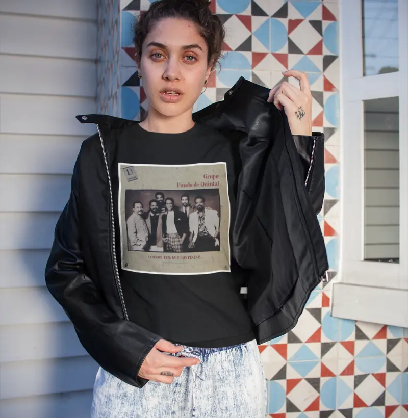 824 - FUNDO DE QUINTAL LP O SHOW TEM QUE CONTINUAR