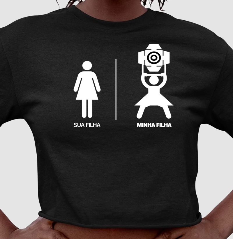 Cropped - Mãe da menina da luz