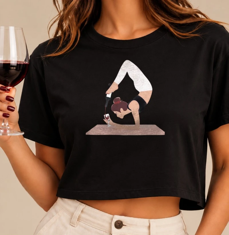 Camiseta Cropped Wine & Yoga - Cropped