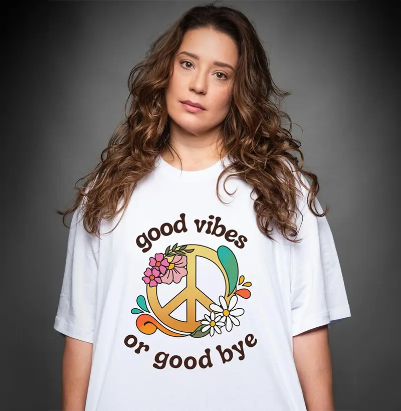 Camiseta Branca - Good Vibes or Good Bye