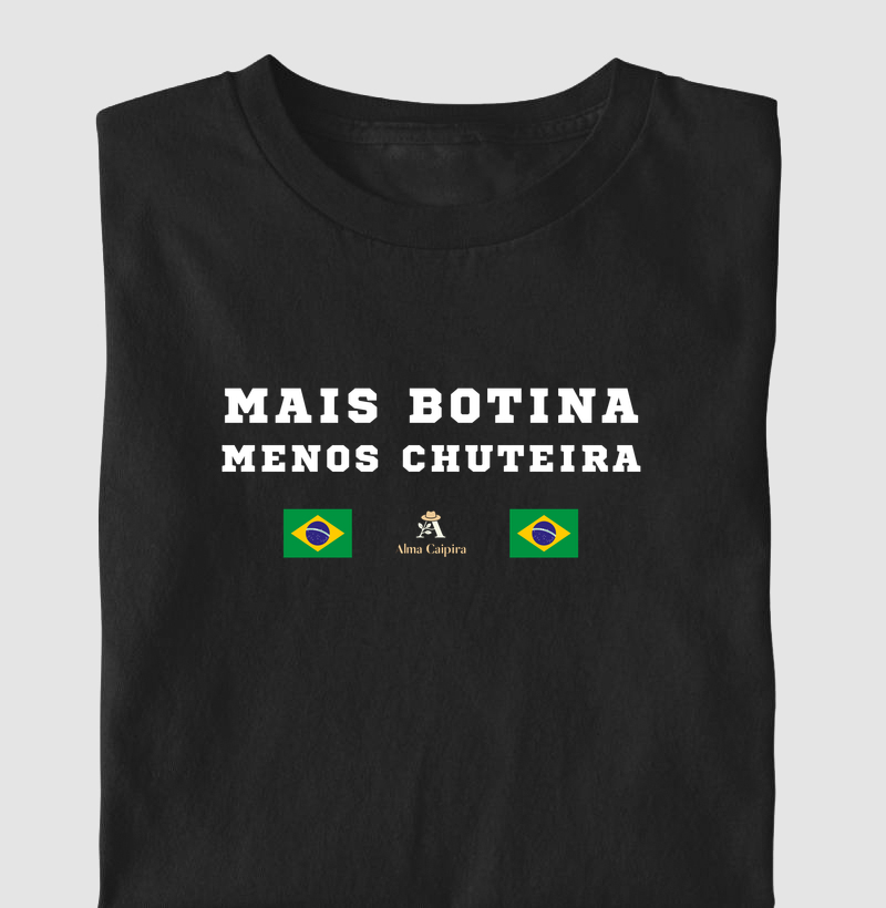 Mais botina, menos chuteira