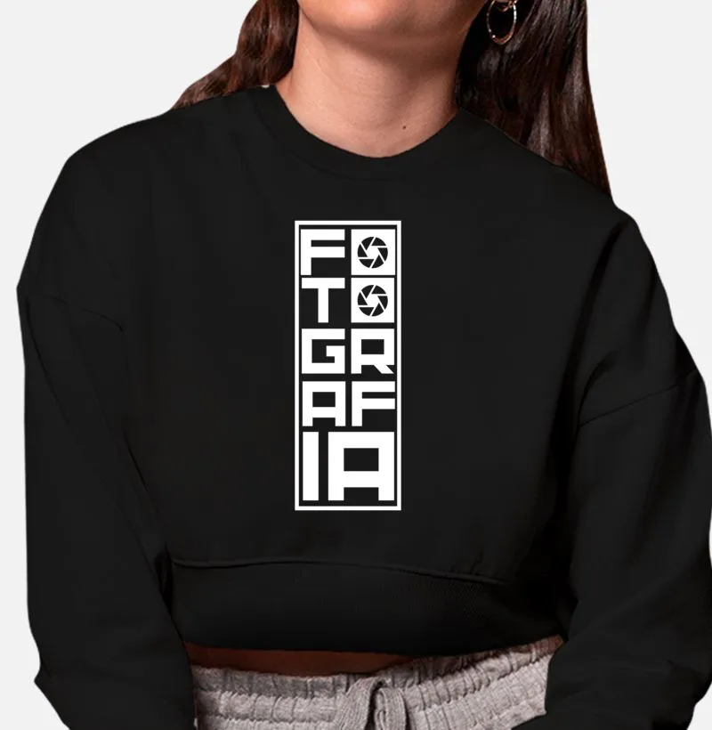 Moletom cropped feminino fotografia