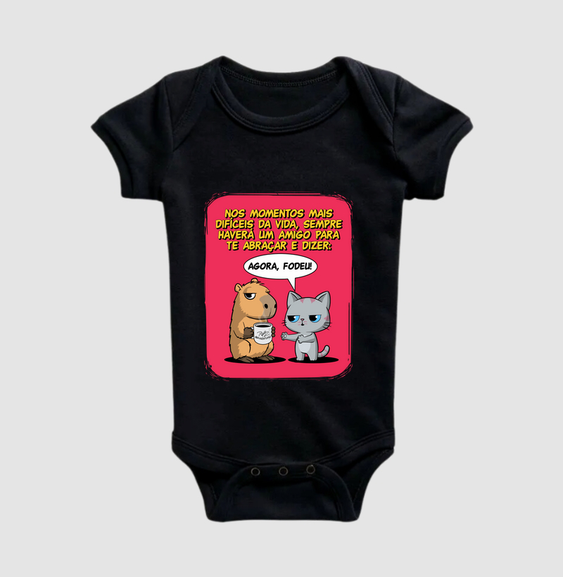 Camiseta Capivara e Gato Amigos - Body Infantil