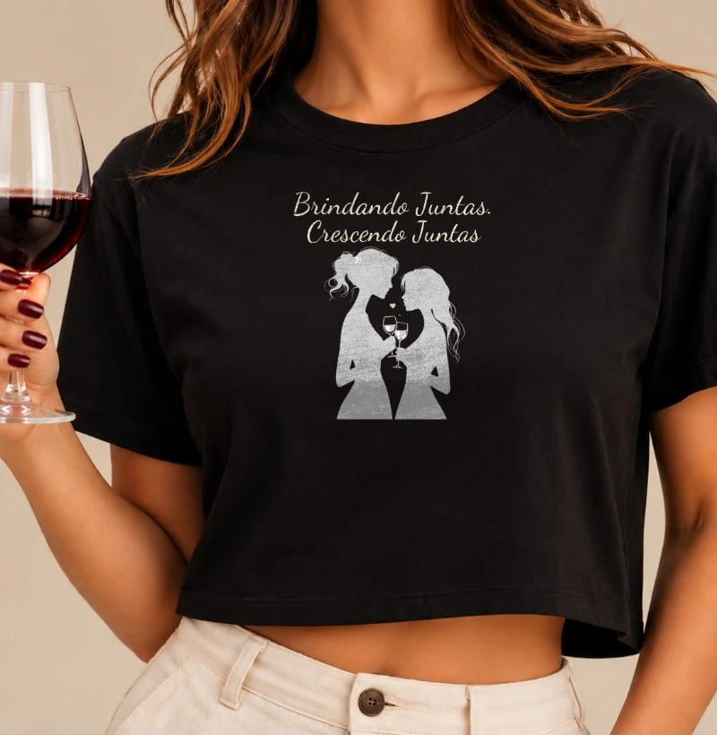 Camiseta Um Brinde às Mães - Cropped