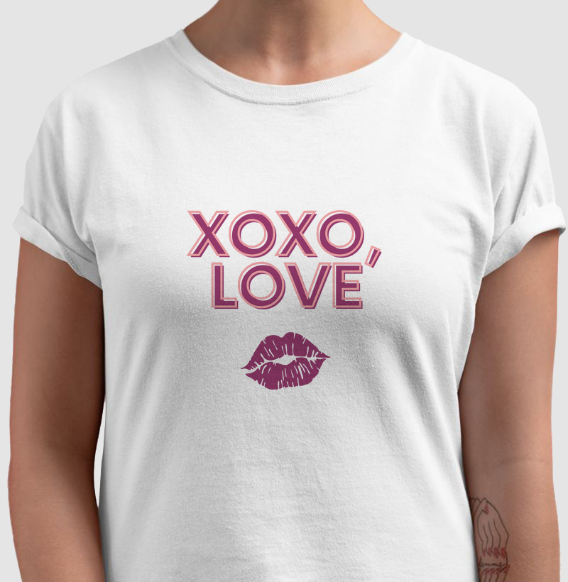 Camiseta XOXO, LOVE