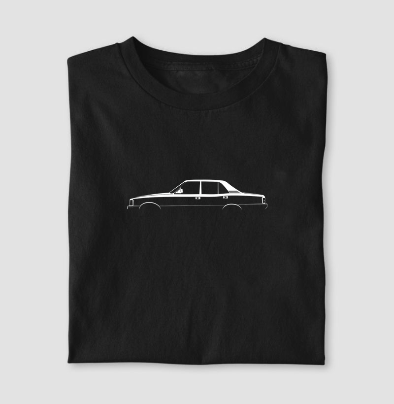 Opala Diplomata: Classe e Potência em Quatro Rodas