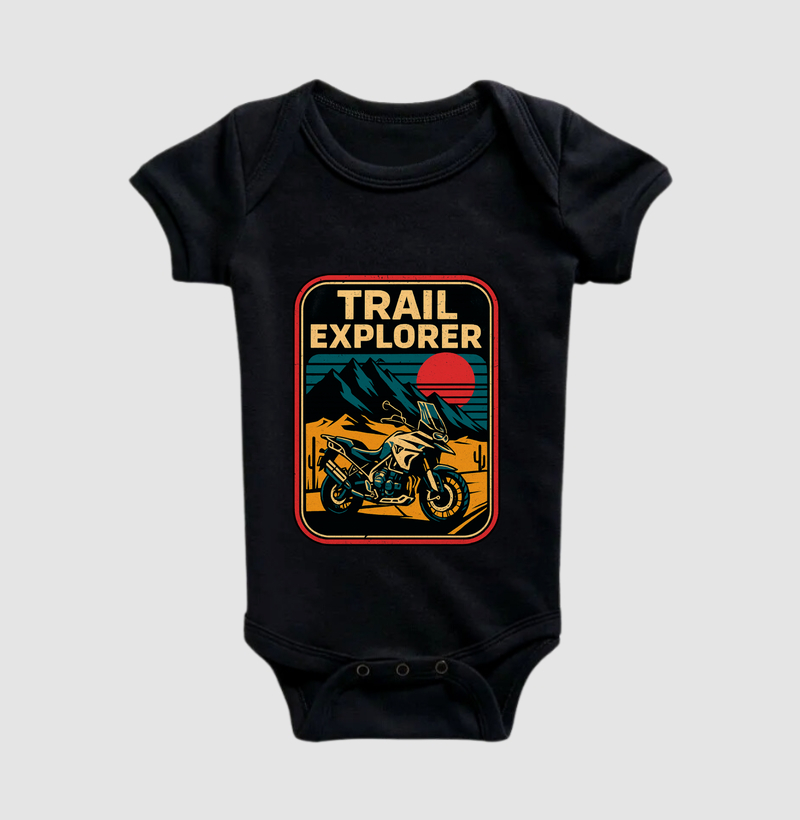 Camiseta Trail Explorer - Moto Aventura e Natureza Retrô
