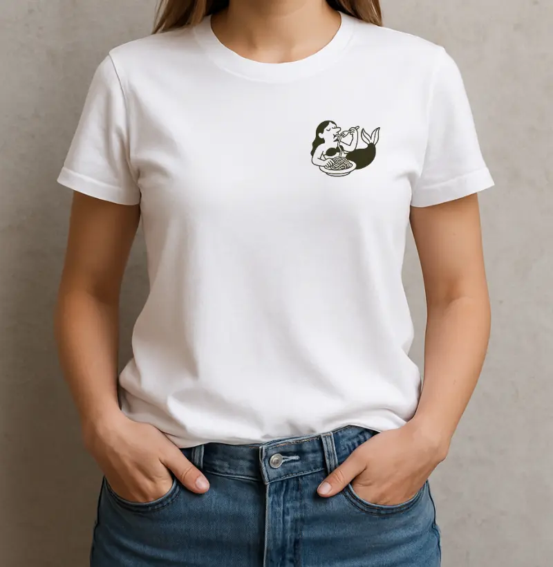 Camiseta Sereia com Pasta - por Maísa Campos