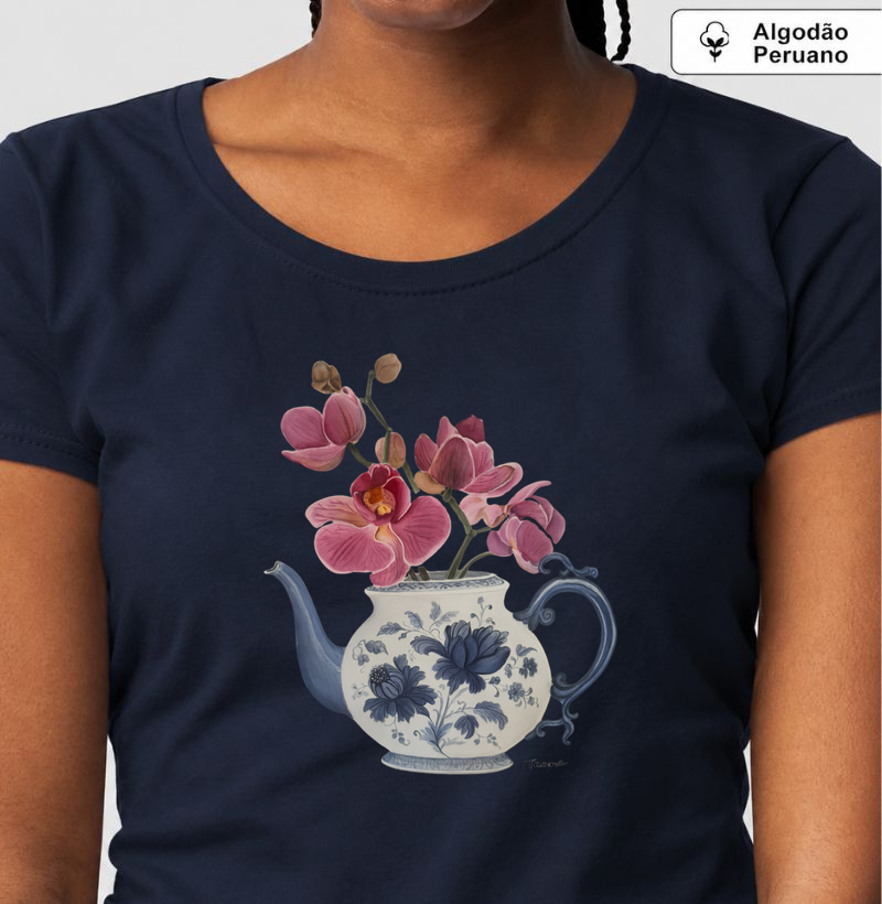 Camiseta Vaso Floral com Orquideas TAANA