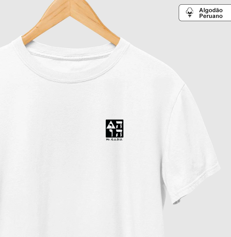 Camiseta Algodão Peruano Premium - Hebráico Bolso Mr. GADU - Masculina