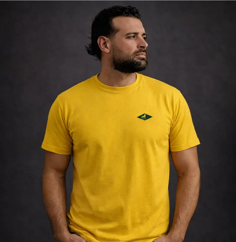 Camiseta Essencial Filhos da Patria Amarela