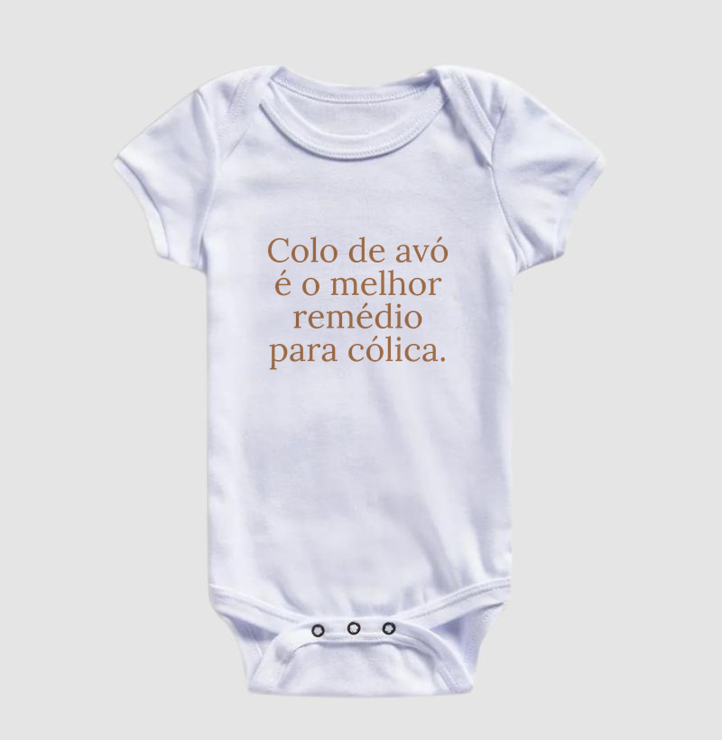 Colo de avó é o melhor remédio para cólica. (body bebê)