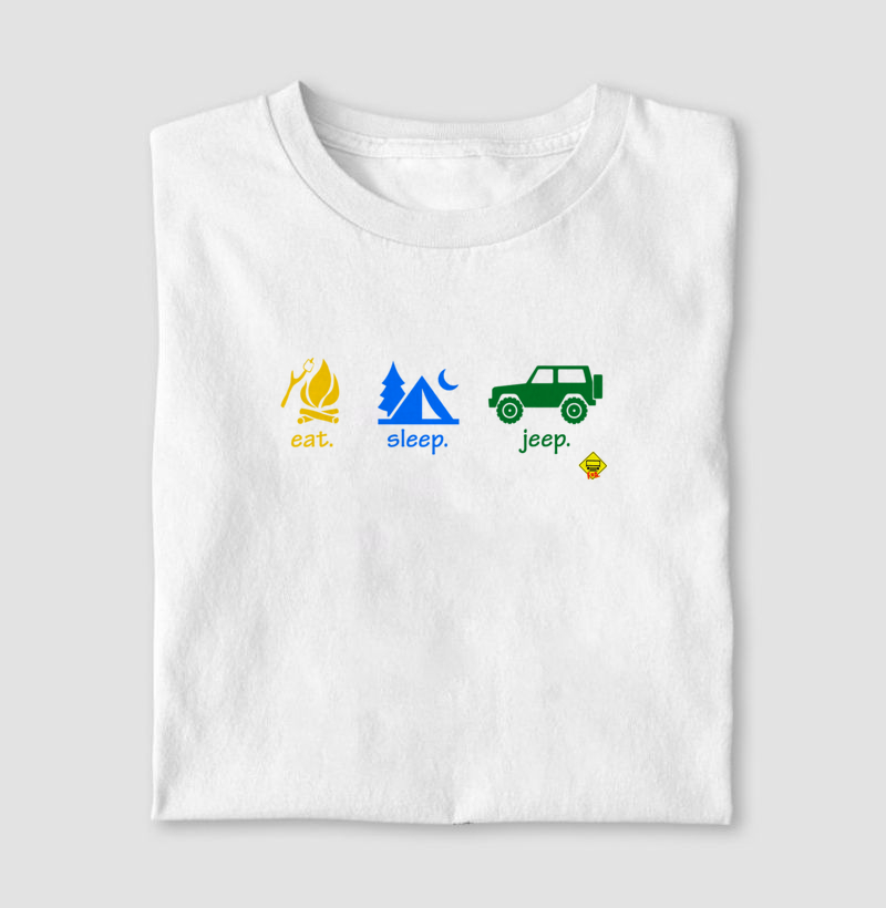 Jeep, barraca e fogueira color