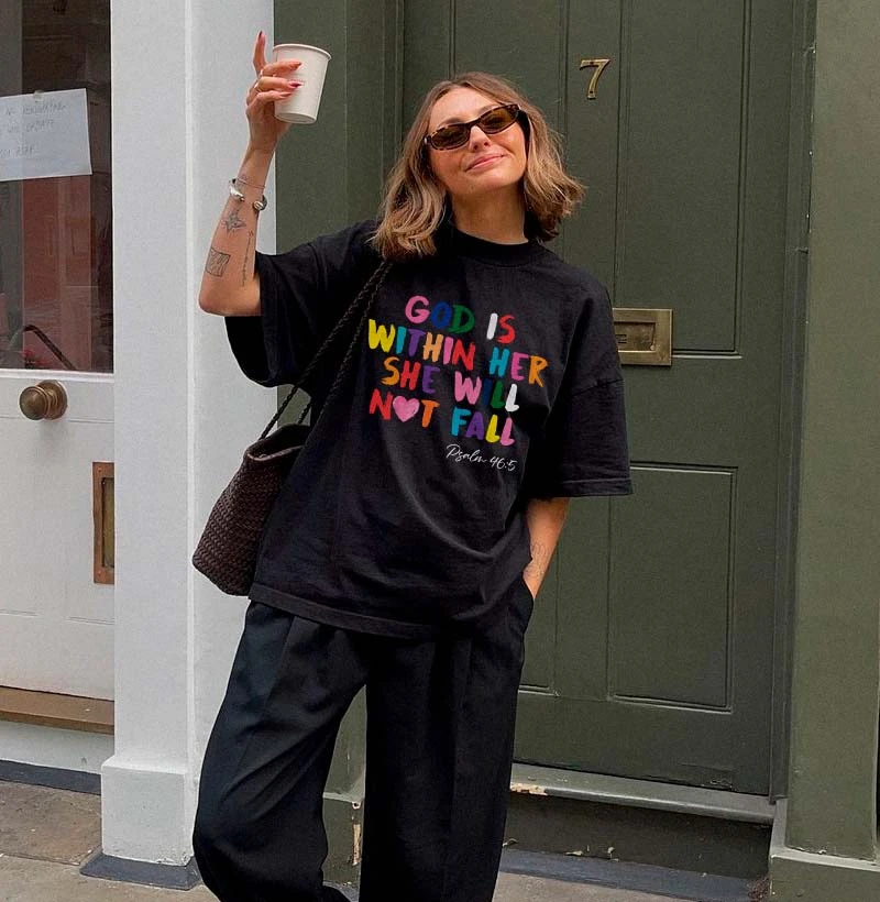 Tshirt Oversized She Will Not Fall