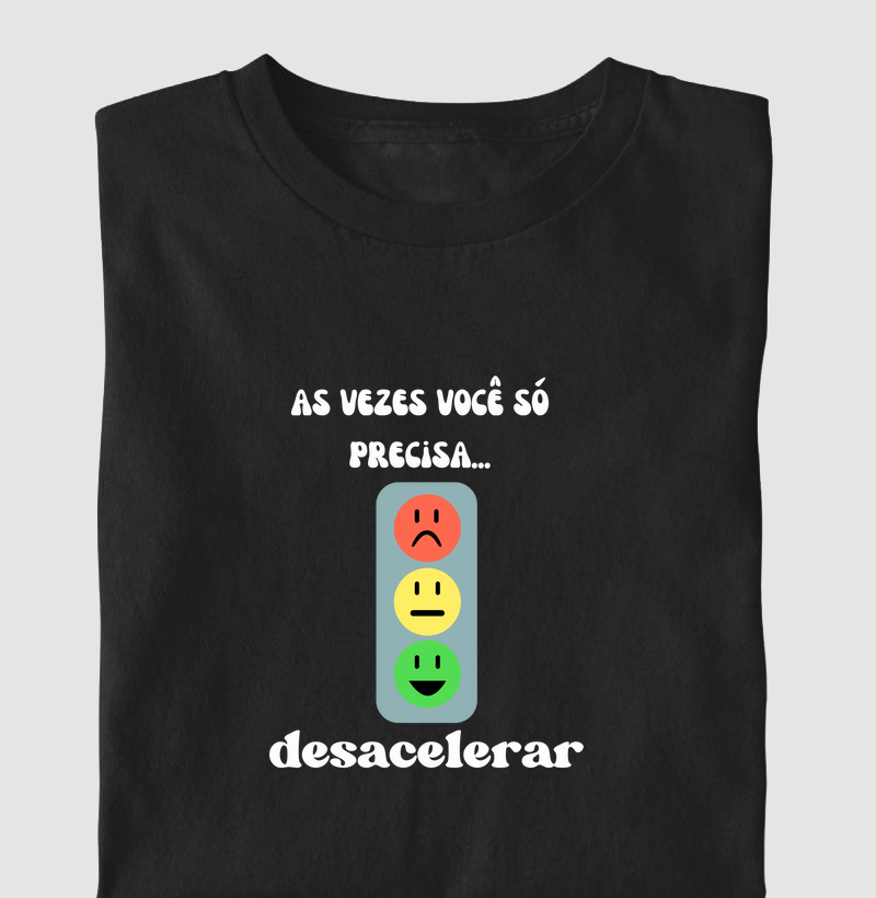 Camiseta com estampa "Semáforo"- 100% algodão