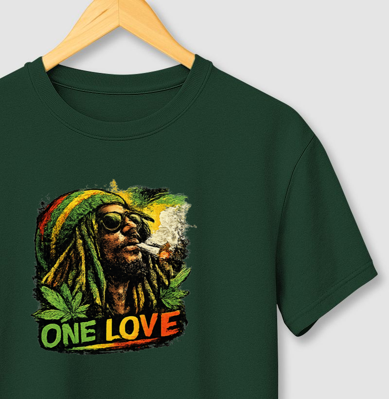 Camiseta One Love – Reggae Roots. Coleção Reggae Music. Masculina e Feminina. Algodão Premium.