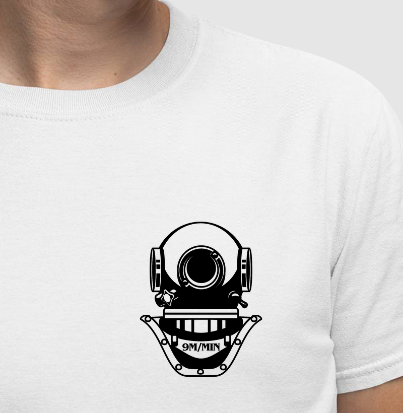 CAMISETA ESCAFANDRO P (P&B)