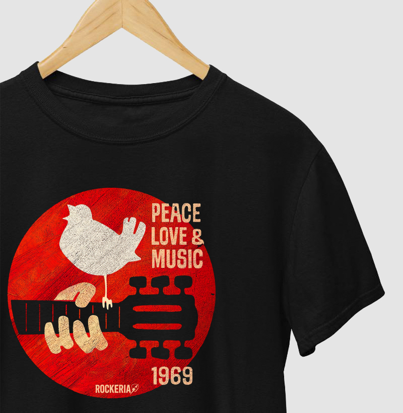 Camiseta Peace, Love and Music