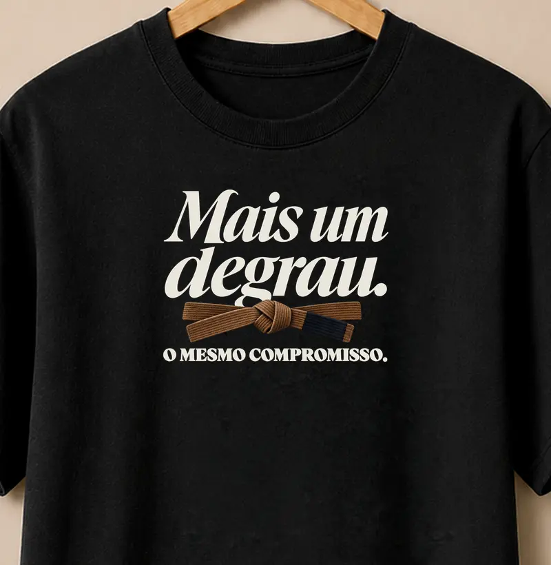 Mais um Degrau Marrom