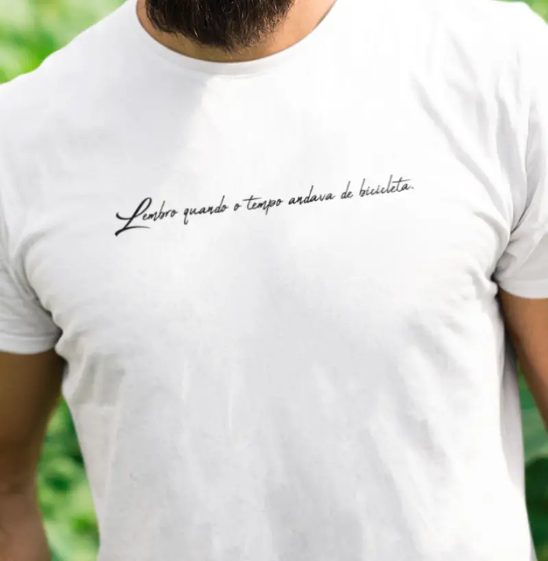 Lembro quando o tempo andava de bicicleta.