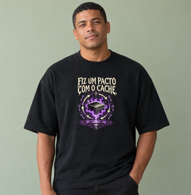 Fiz um pacto com o cache — Camiseta Oversized