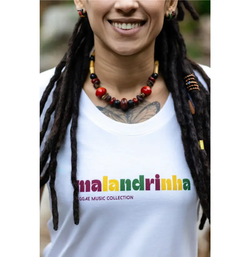 Camiseta Malandrinha. Coleção Reggae.  Masculino e feminino. Algodão Peruano.