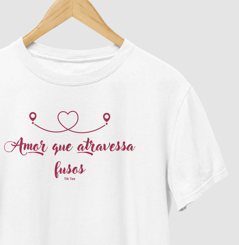 Amor que atravessa fusos