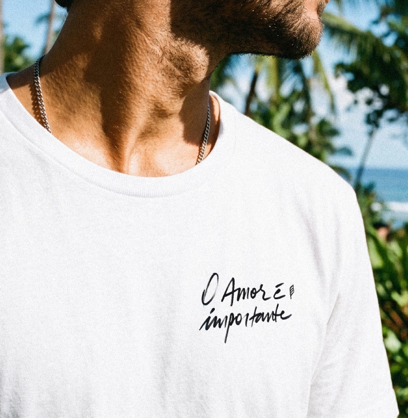 O amor é importante - Camiseta