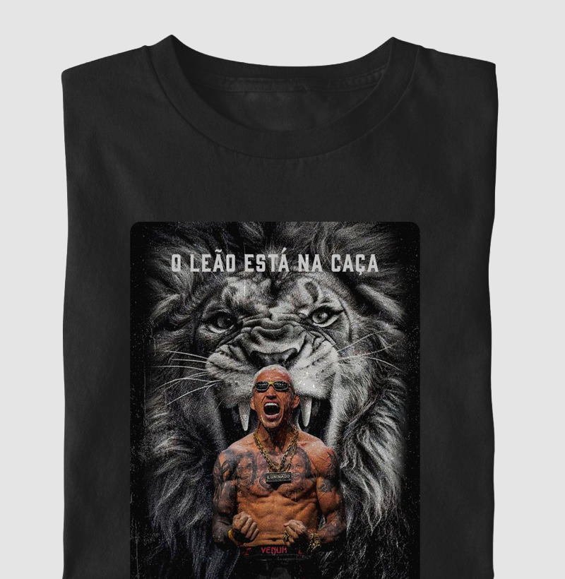 O Leão esta na casa.