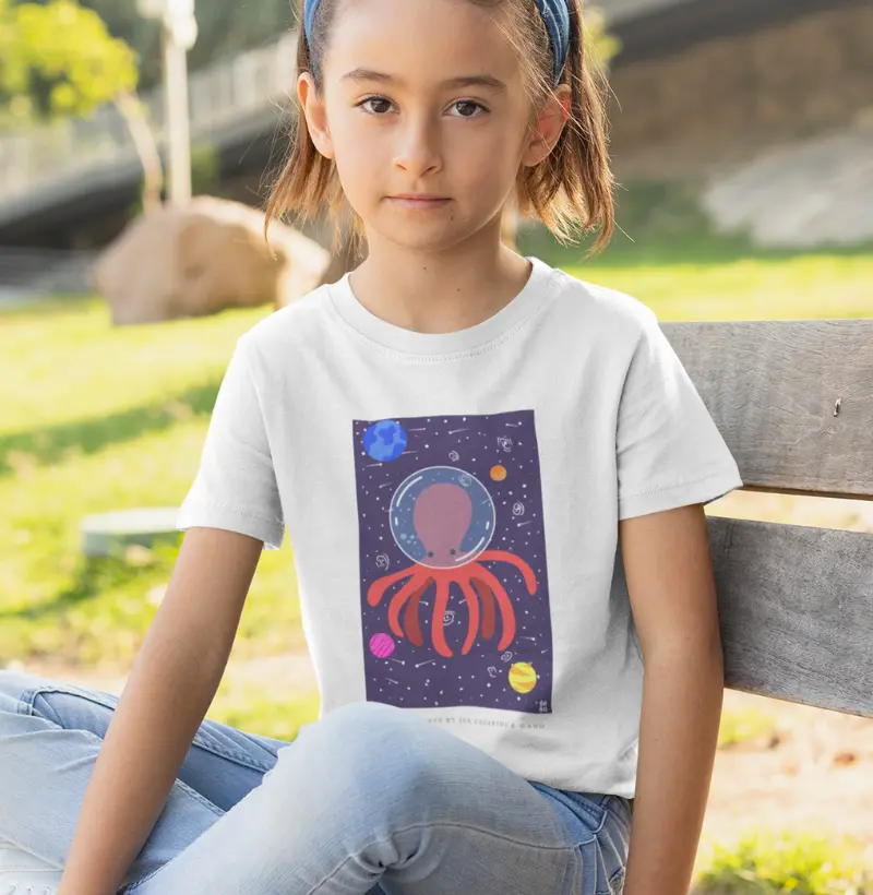 Camiseta Infantil Branca Universo by Gabo