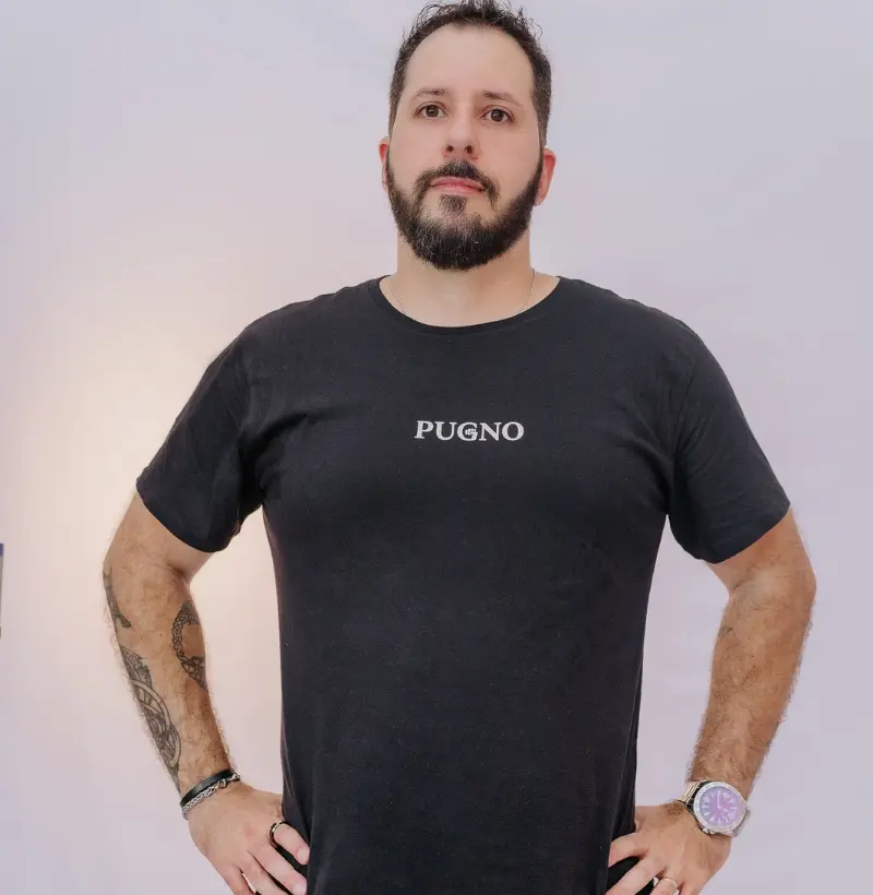 Camiseta Pugno Signature