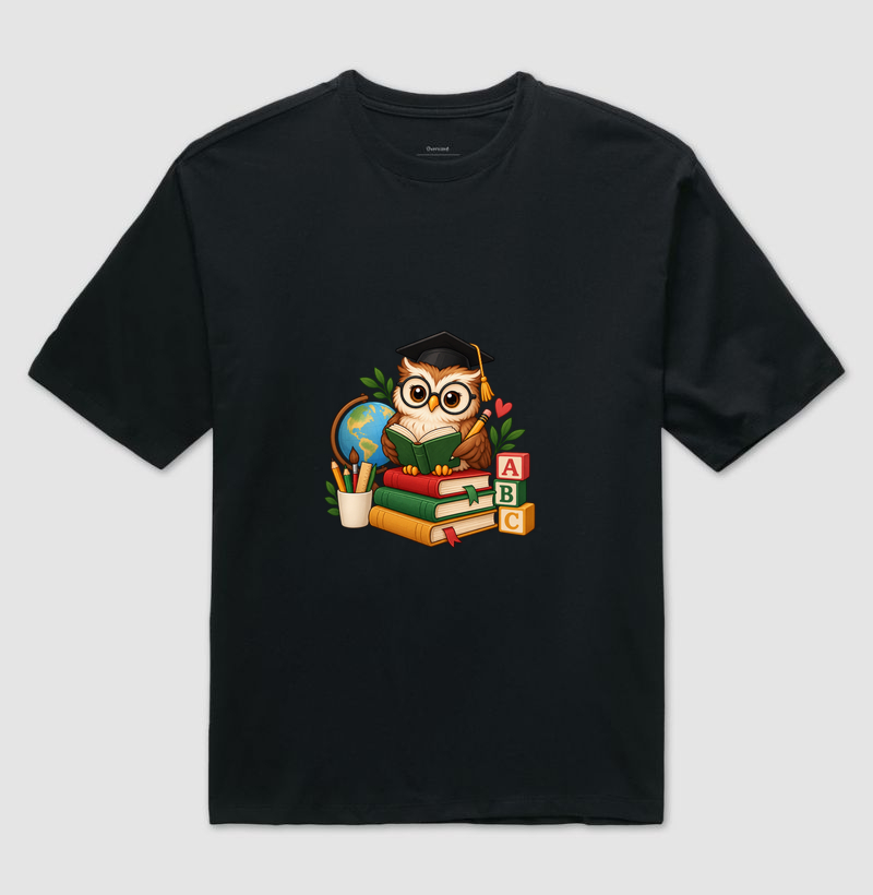 Camiseta Oversized Coruja do Conhecimento
