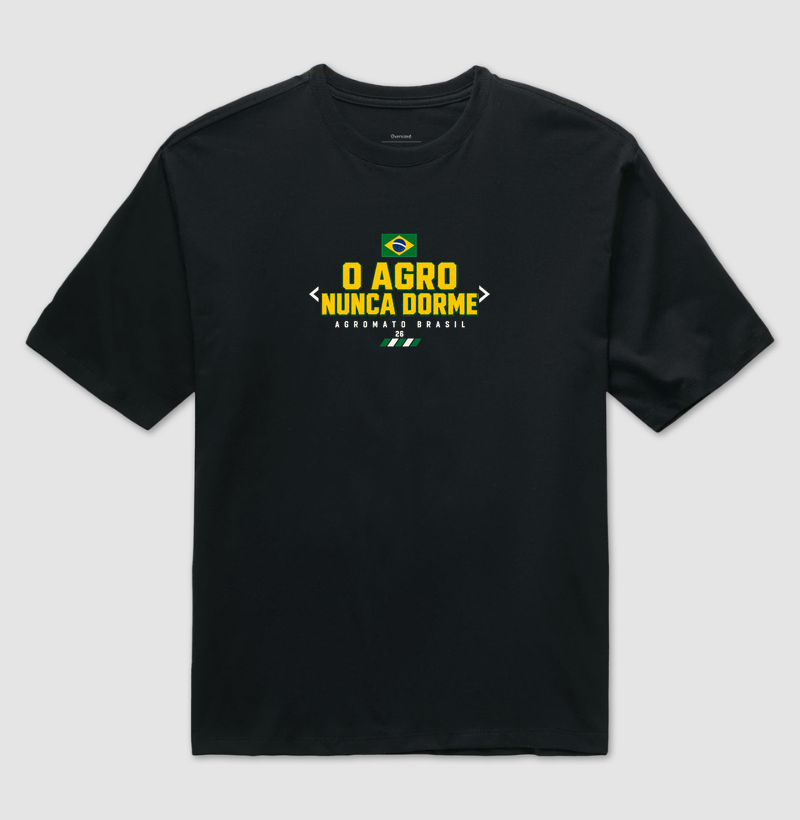 Camiseta O Agro Nunca Dorme