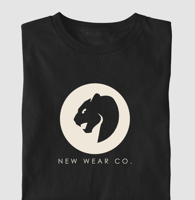 Camiseta NEW Wear Co. · Pantera no Círculo