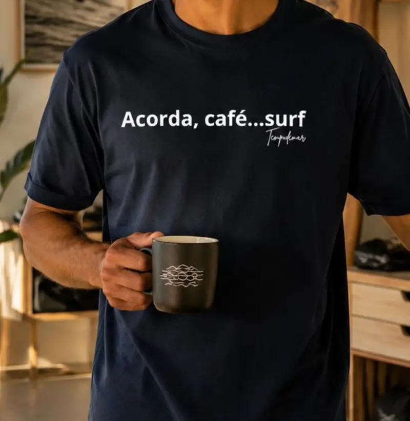Acorda, café...surf