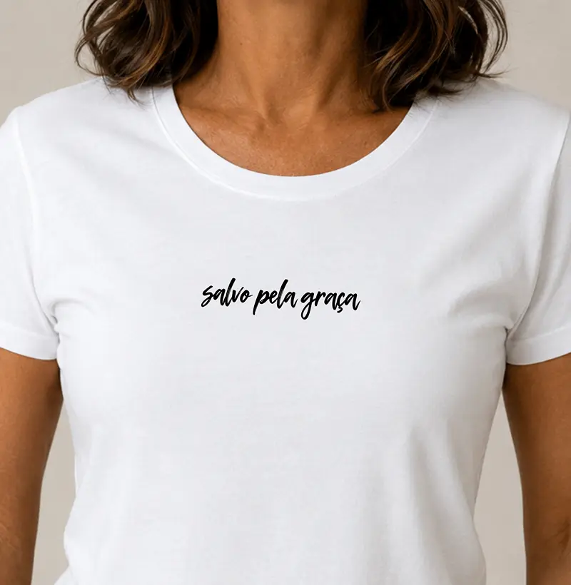 Camiseta Feminina Salvo Pela Graça - Camiseta