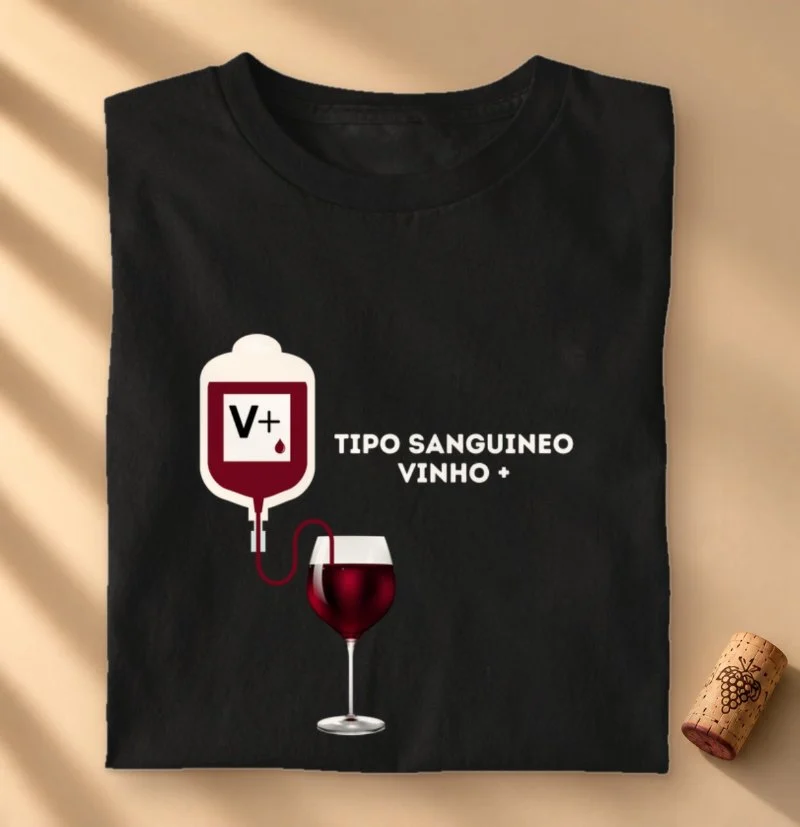 Camiseta Tipo Sanguíneo Vinho +