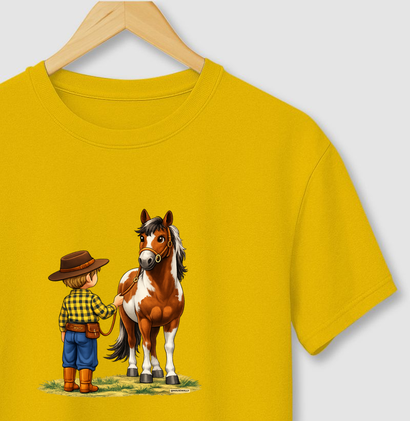 Menino Loiro e Cavalo 1