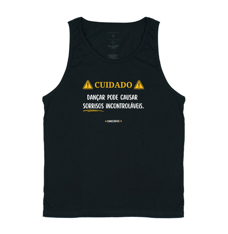 Cuidado! Dançar pode causar sorrisos incontroláveis.