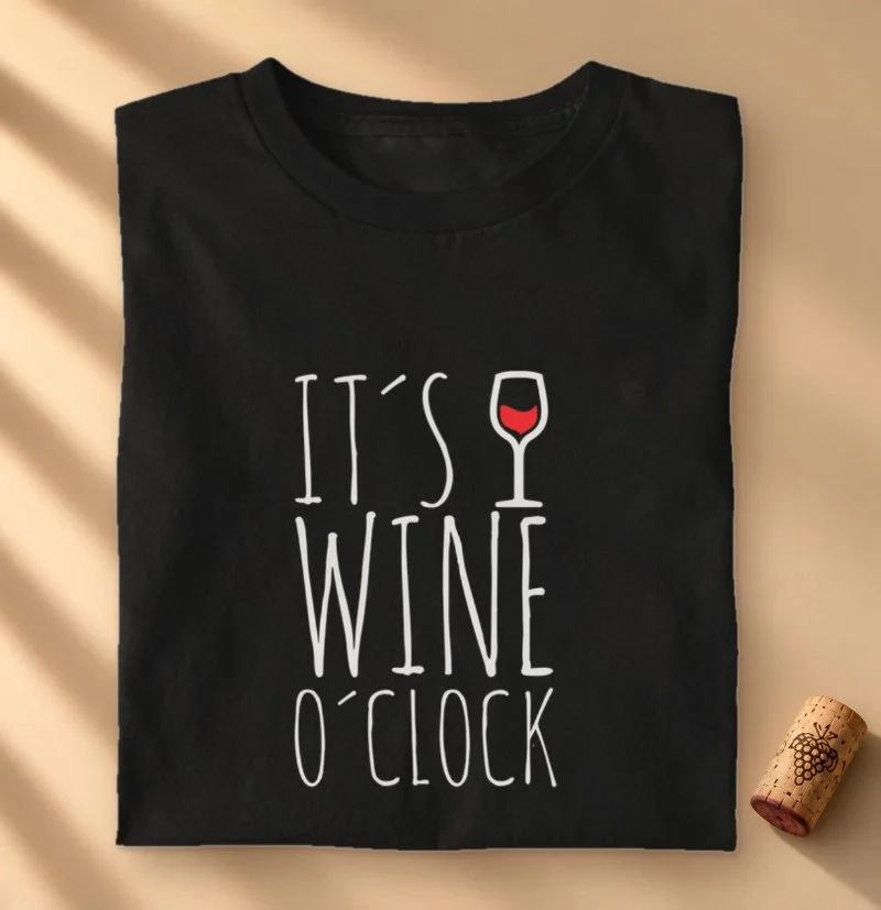 Camiseta Vinho - It´s Wine O´Clock