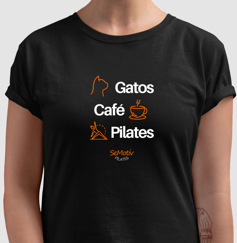 Gatos, café e pilates
