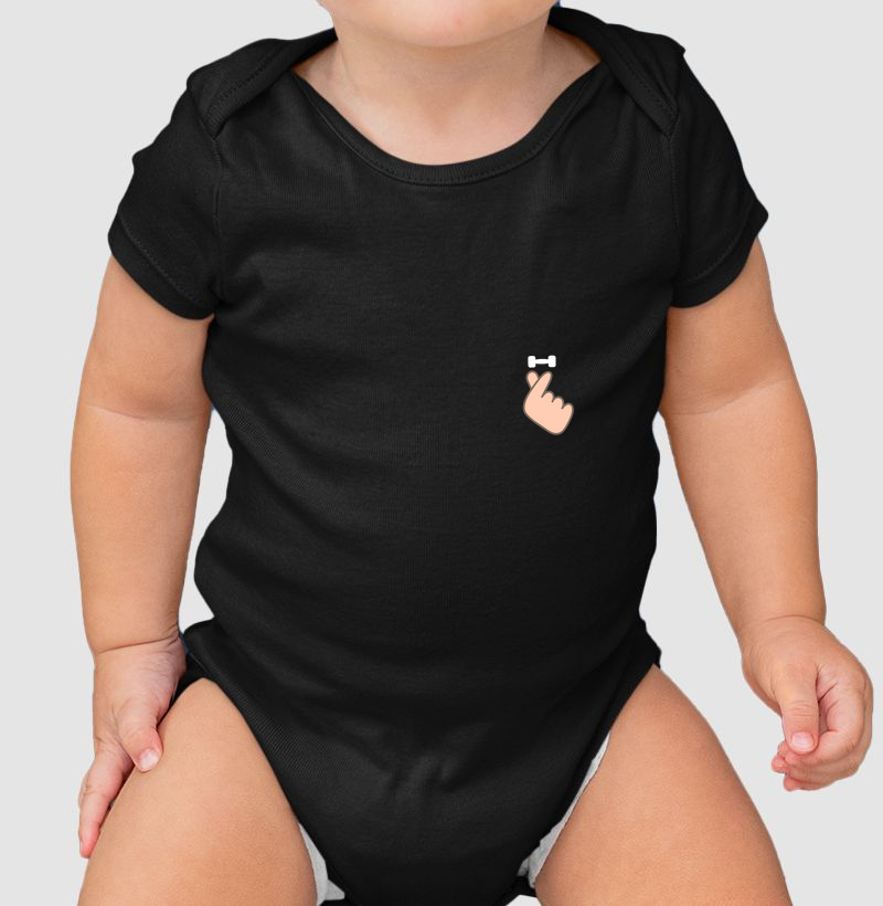 Doragym finger heart