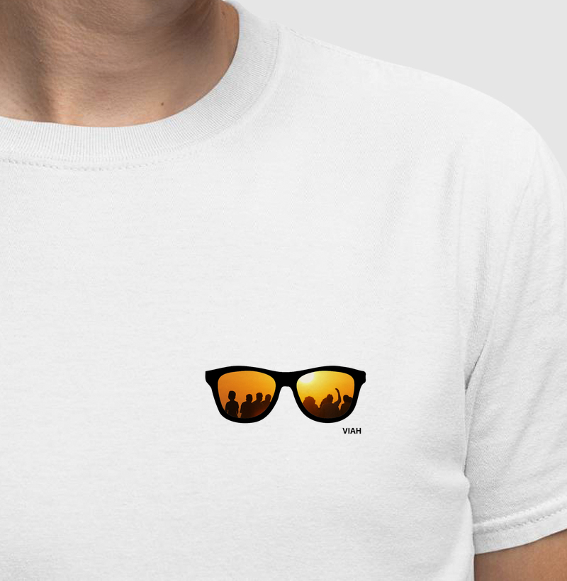 PÔR DO SOL REFLETIDO