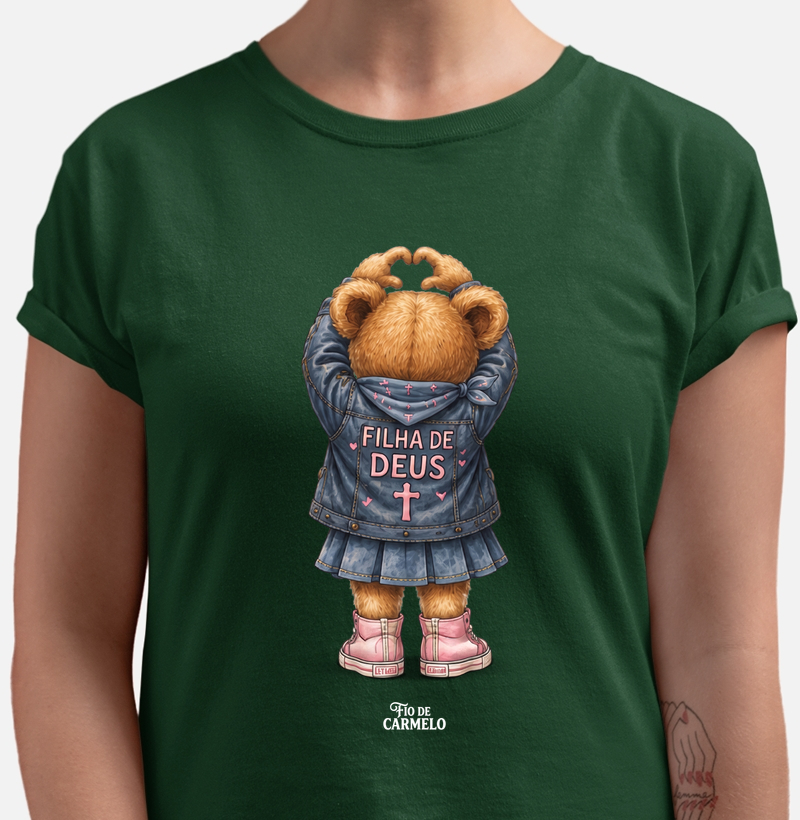 Ursinha fazendo coração (camiseta)