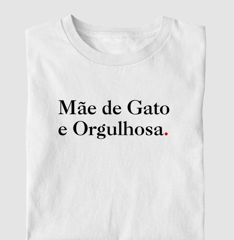 Mãe de gato e orgulhosa