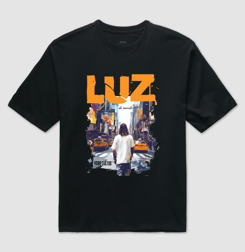 CAMISETA OVERSIZED "LUZ DO MUNDO"