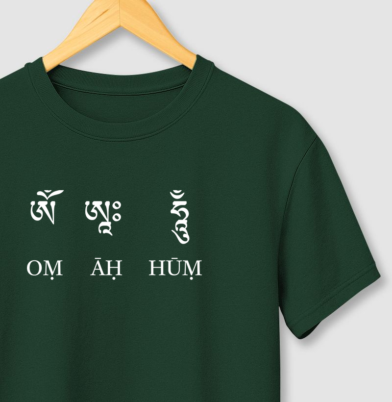 Camiseta Oṃ Āḥ Hūṃ — Corpo, Fala e Mente
