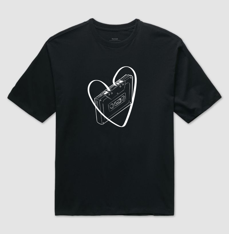 Coração em fita à mão